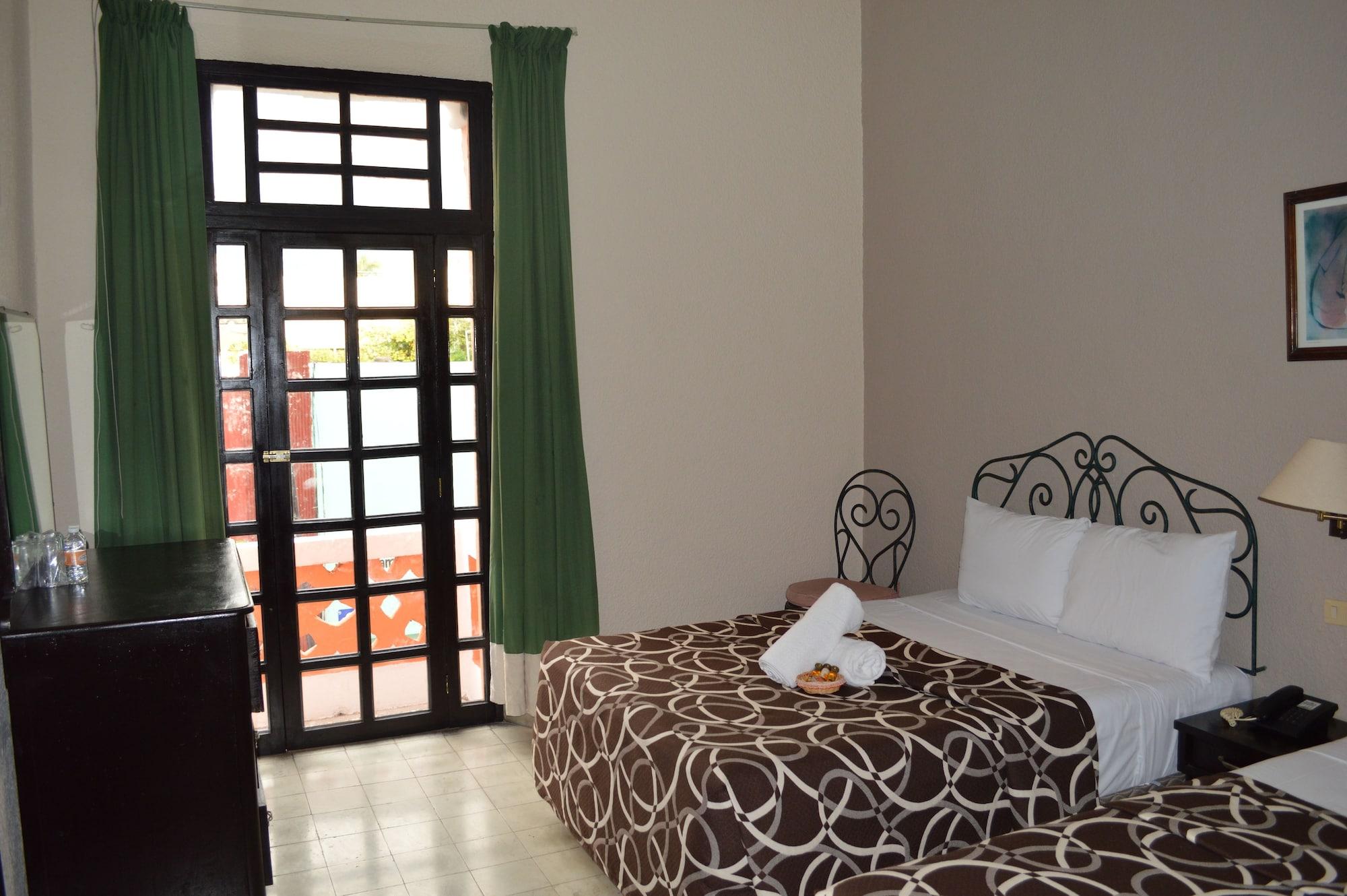 Hotel Colon Mérida Exteriér fotografie