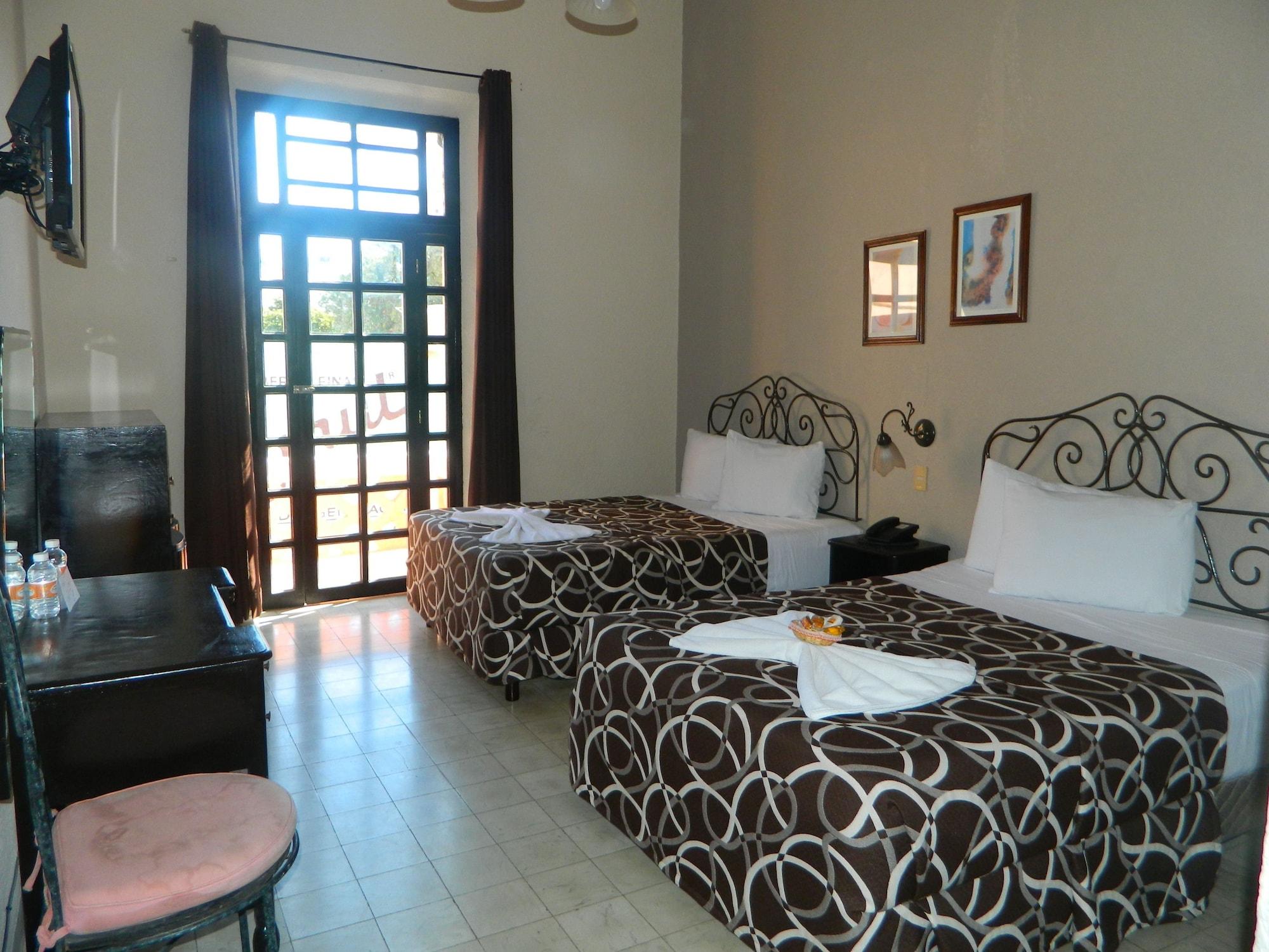 Hotel Colon Mérida Exteriér fotografie