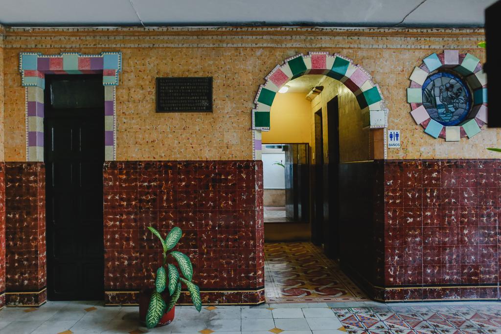 Hotel Colon Mérida Exteriér fotografie