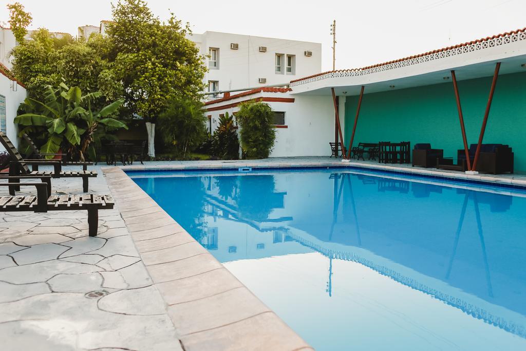 Hotel Colon Mérida Exteriér fotografie